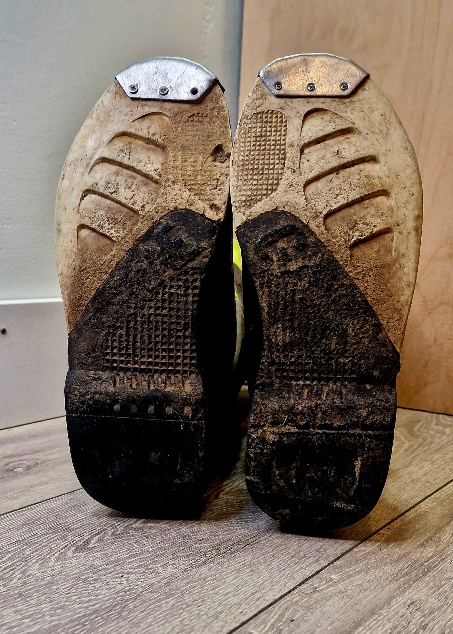 Gaerne SG10 - Black/Yellow - UK5