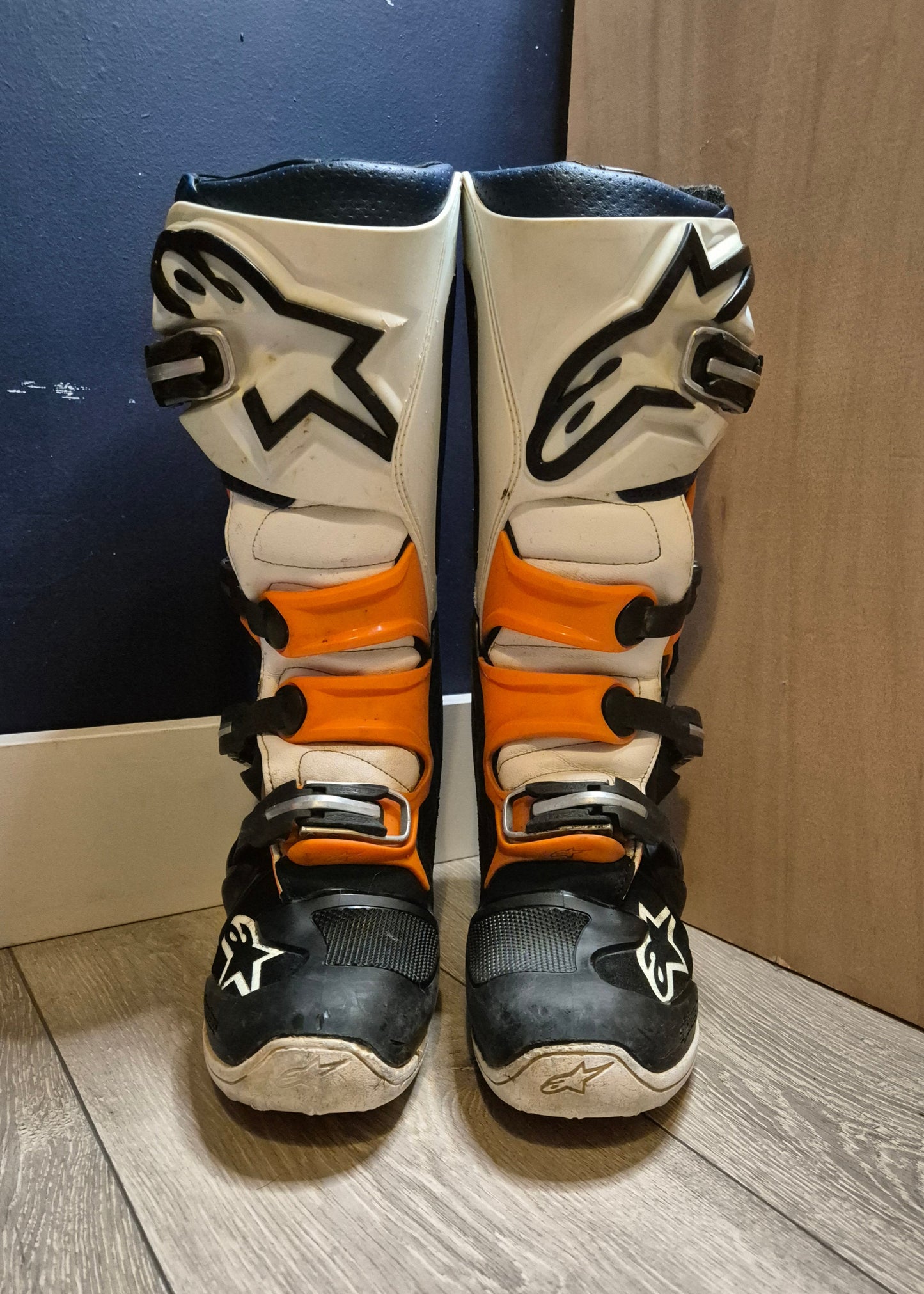 Alpinestars Tech7 - Black/White/Orange - UK7