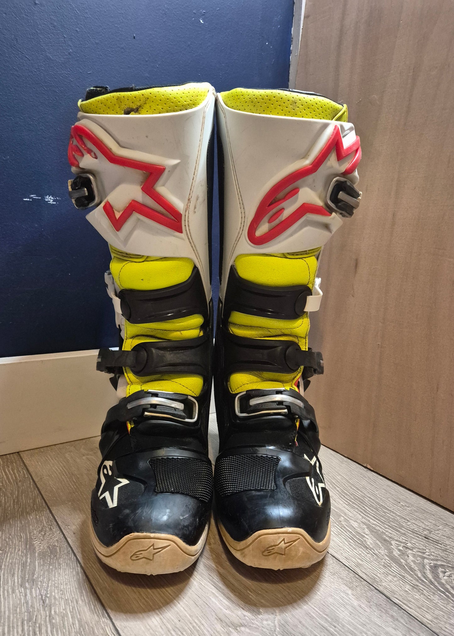 Alpinestars Tech7 - Black/White/Yellow - UK10