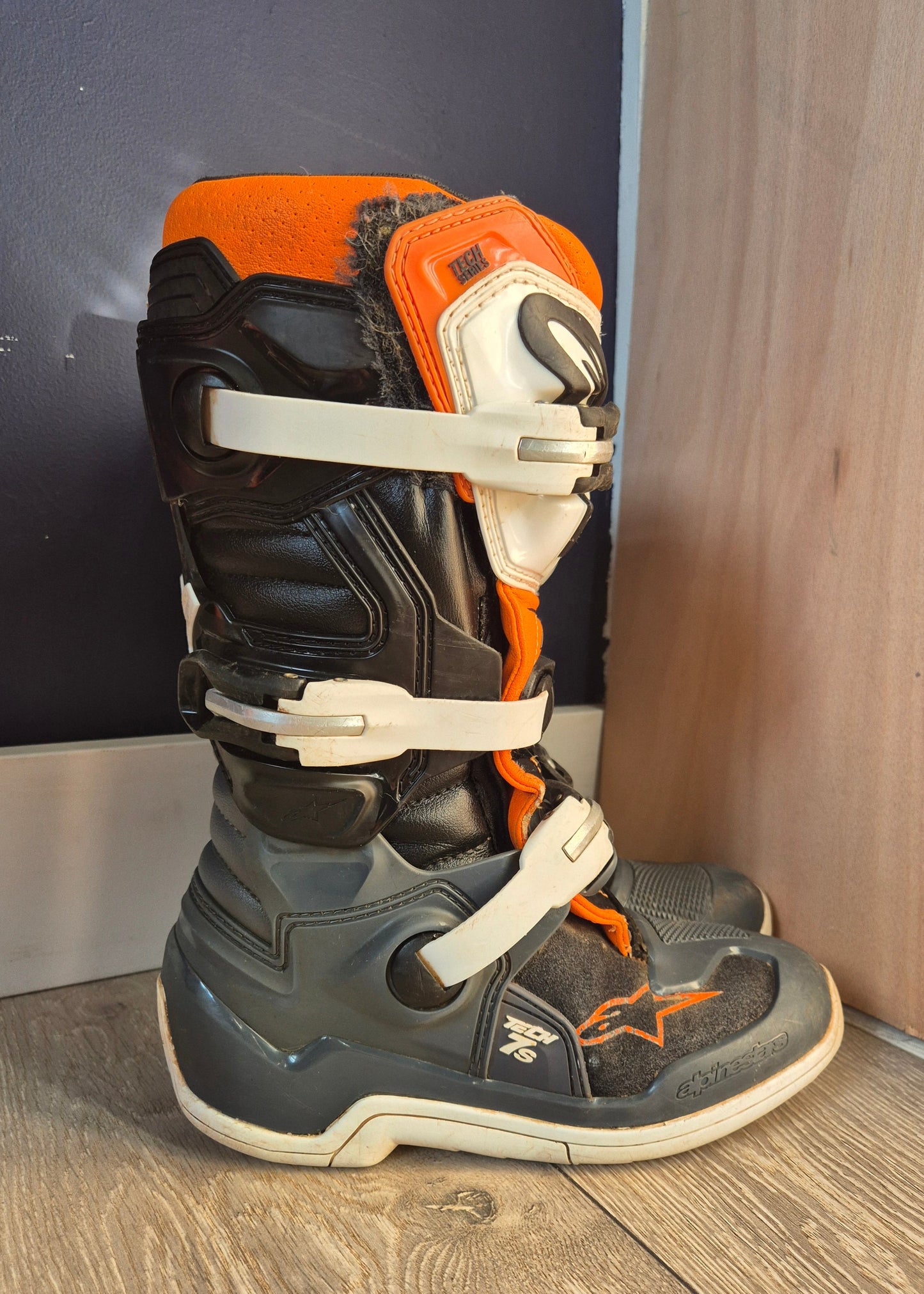 Alpinestars Tech7s - Grey/White/Orange - UK4