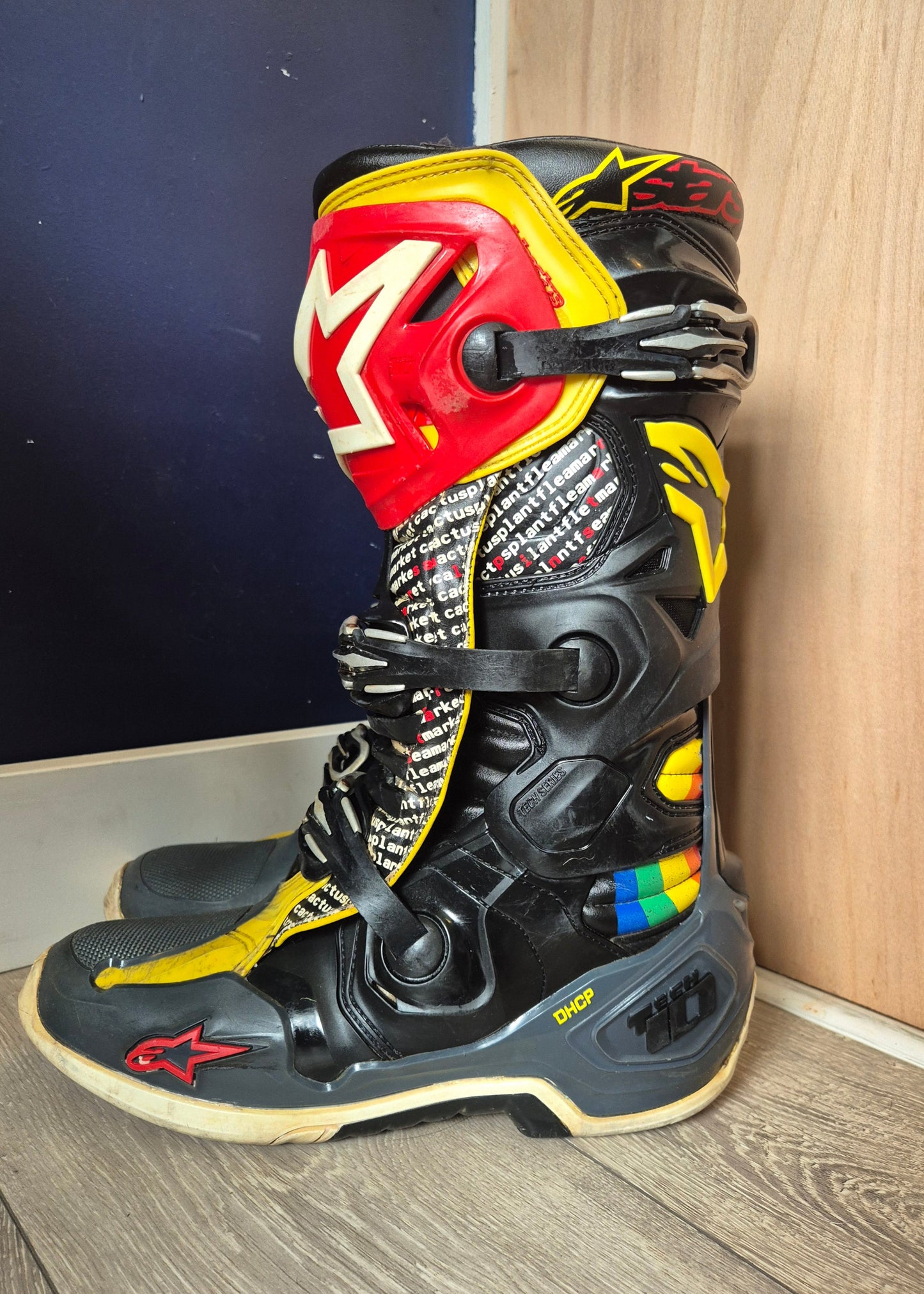 Alpinestars Tech 10 - Black/Yellow/Red - UK10