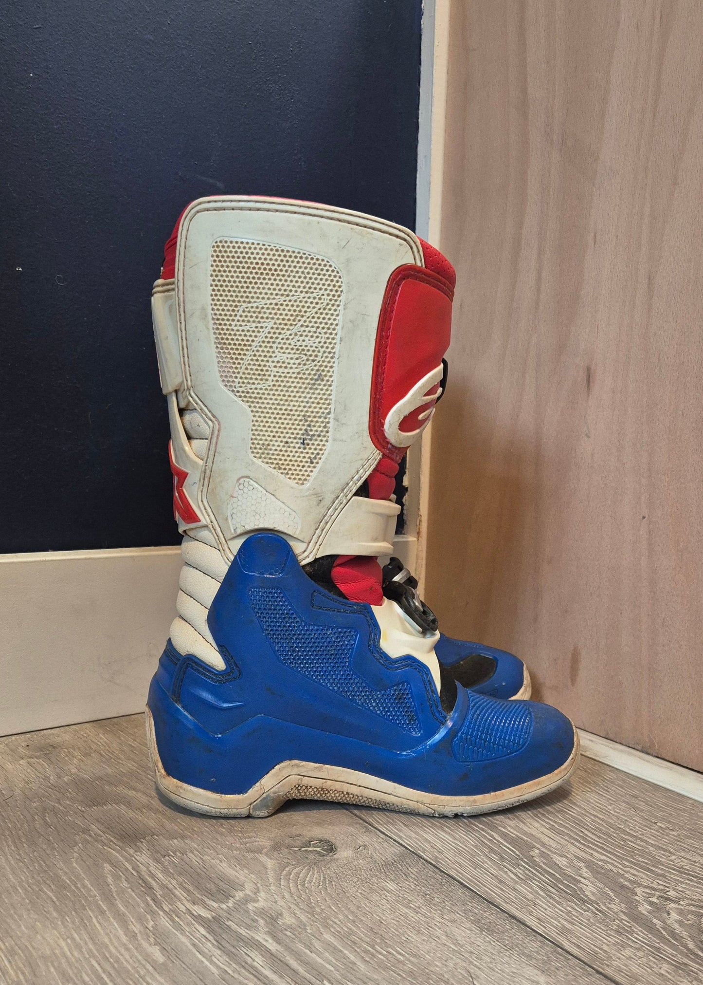 Alpinestars Tech7s - Red/White/Blue - UK2
