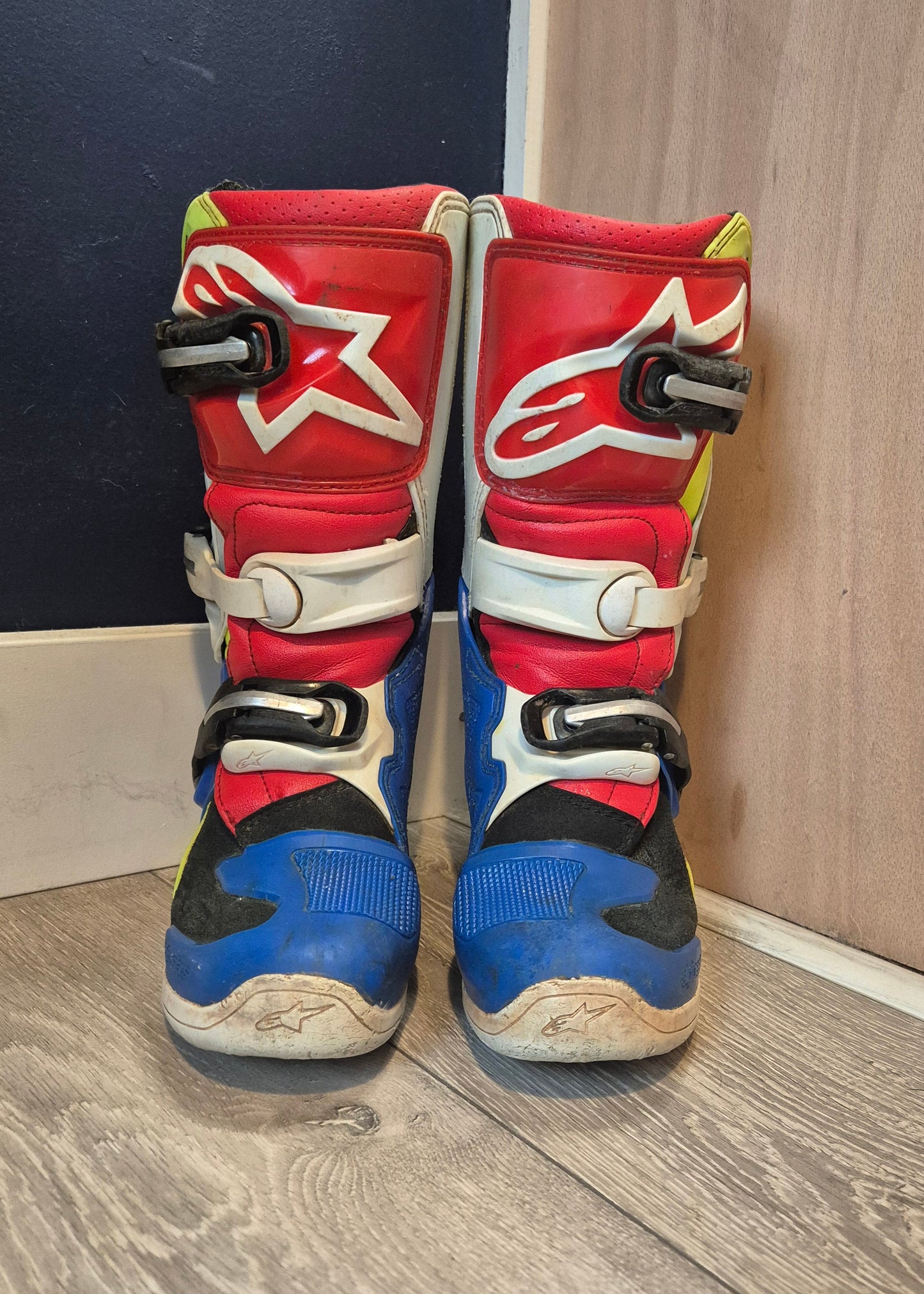 Alpinestars Tech7s - Red/White/Blue - UK2