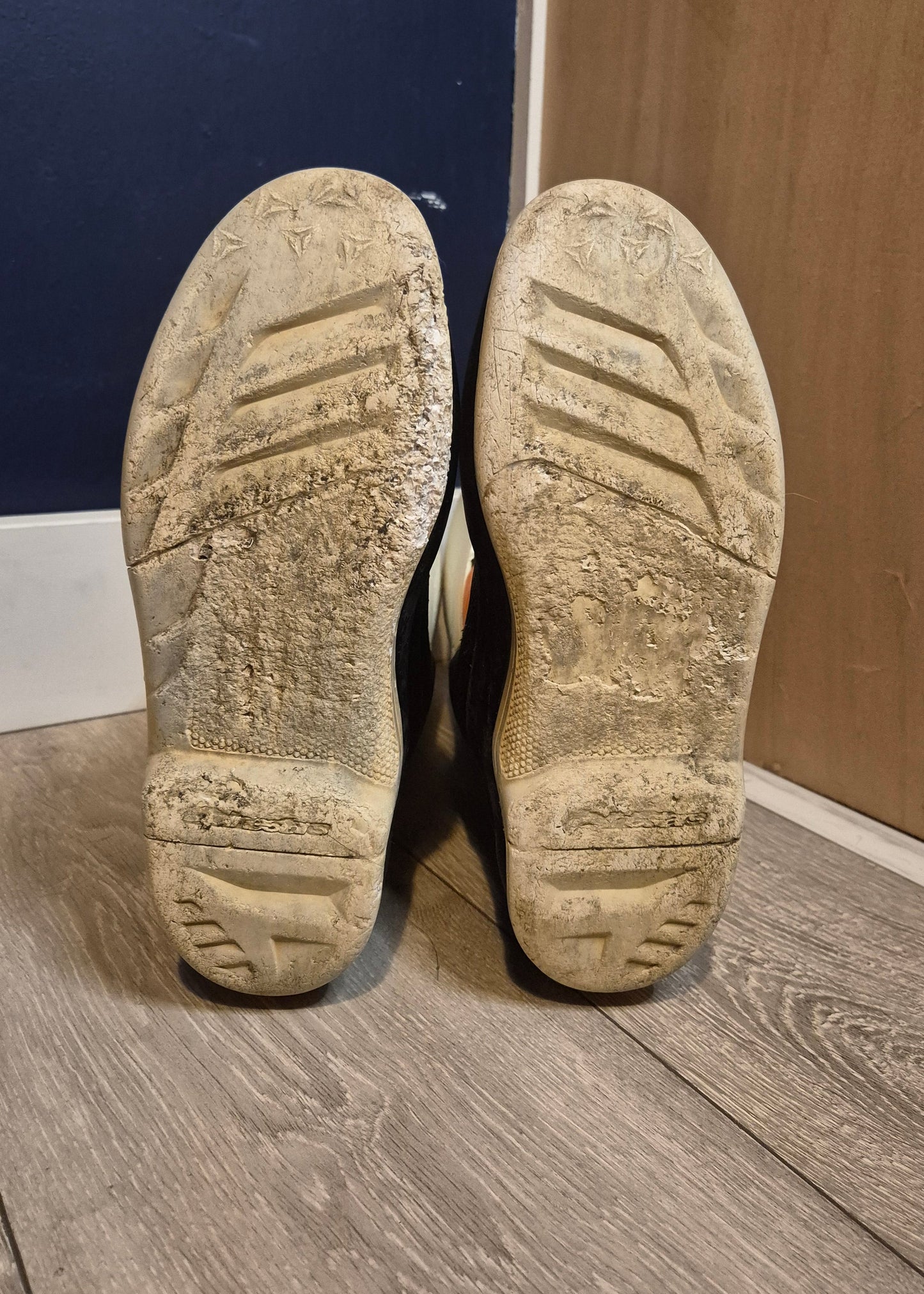 Alpinestars Tech7s - Black/White/Orange - UK6