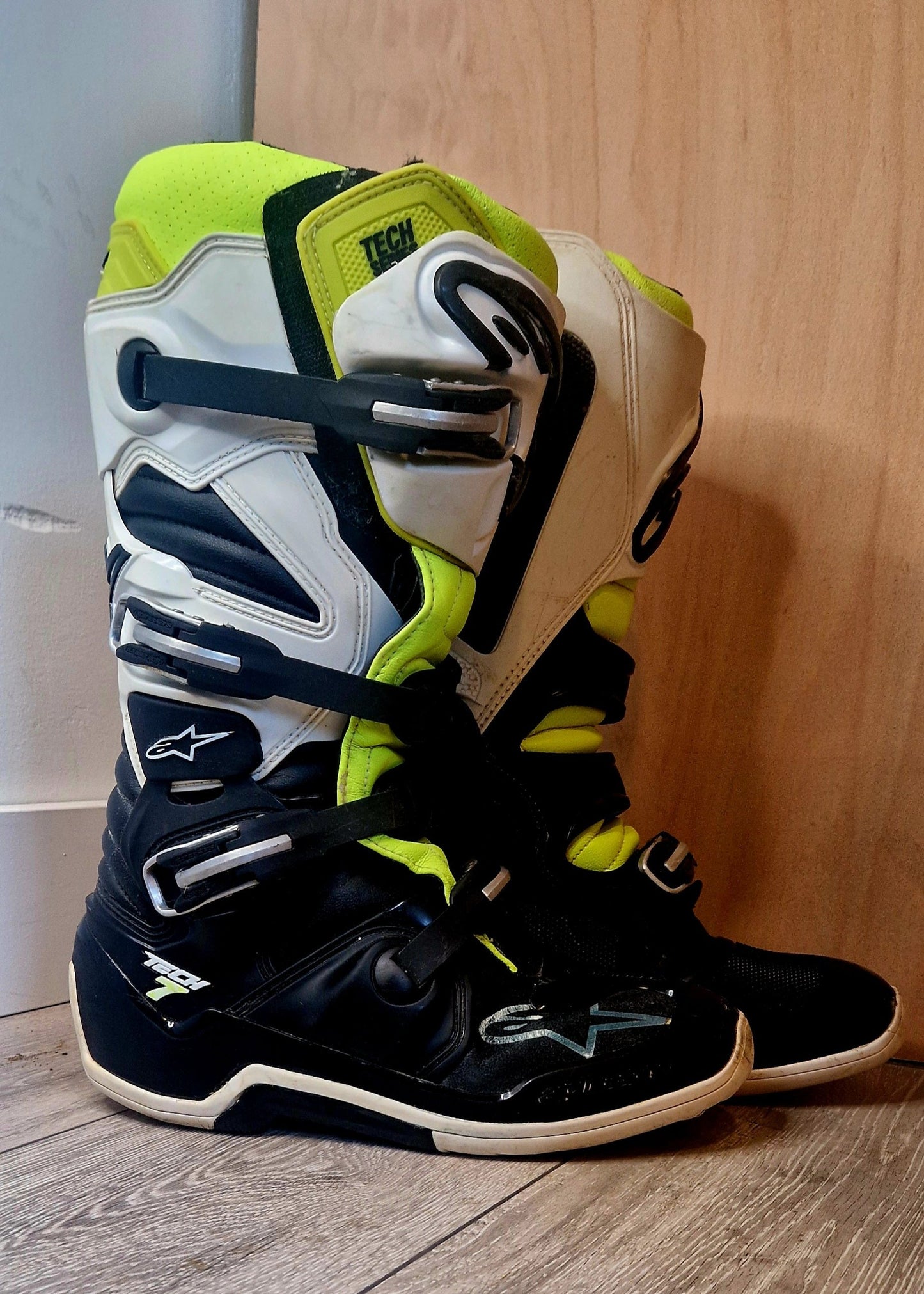 Alpinestars Tech7 - White/Black/Yellow - UK9