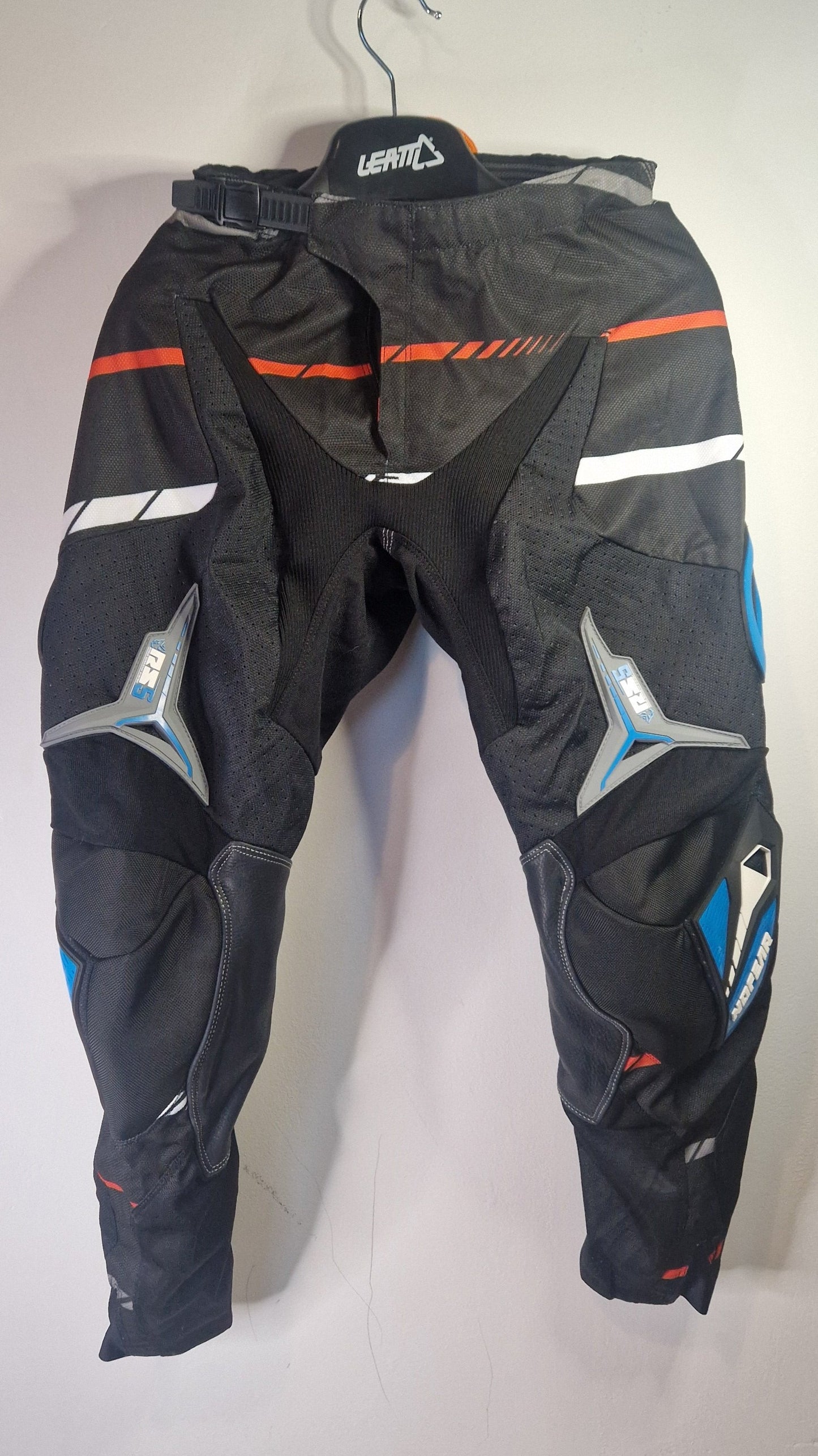 No Fear Rouge Pants, New old stock - 28"