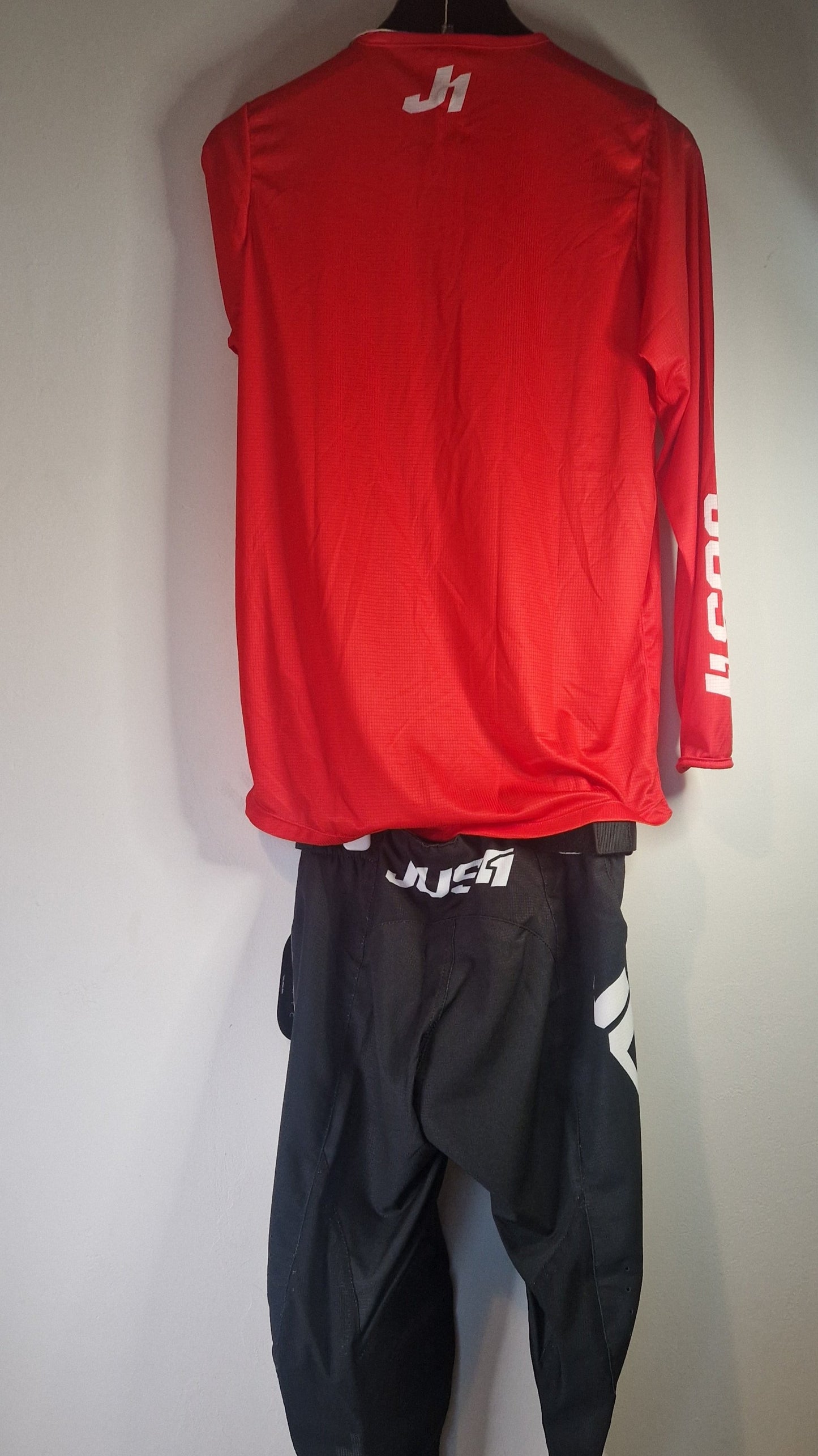 Just1 Essentials Youth Kit - YL/26