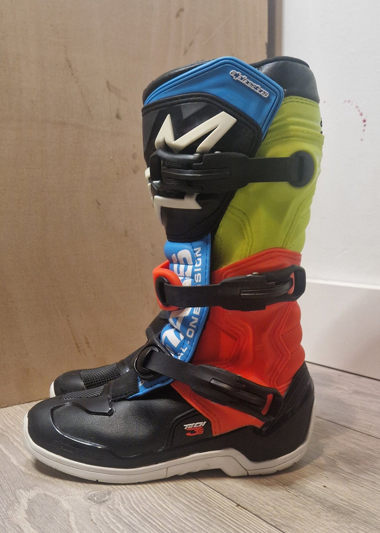 Alpinestars Tech3s - Black/Red/Yellow - UK4