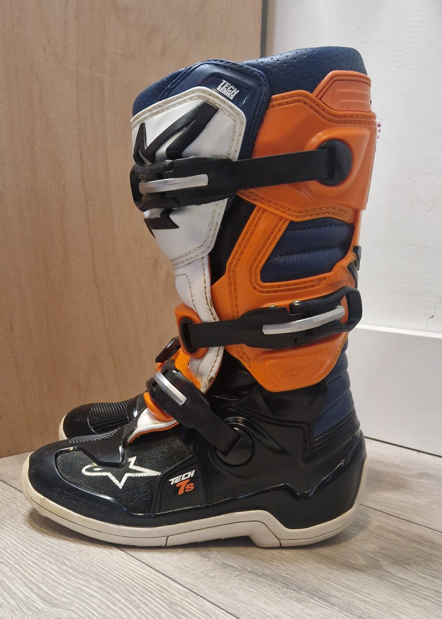 Alpinestars Tech7s - White/Orange - UK3