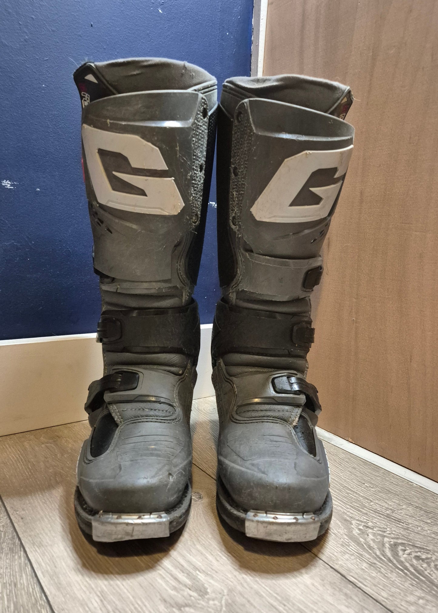 Gaerne SG22 Black/Grey - UK9