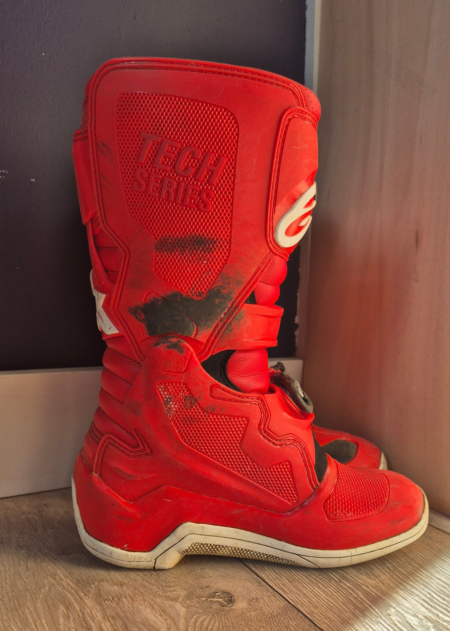 Alpinestars Tech7s - Red/Red - UK5