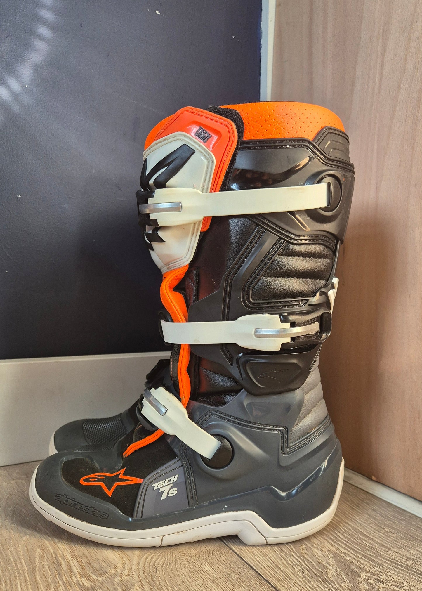 Alpinestars Tech7s - Grey/White/Orange - UK5