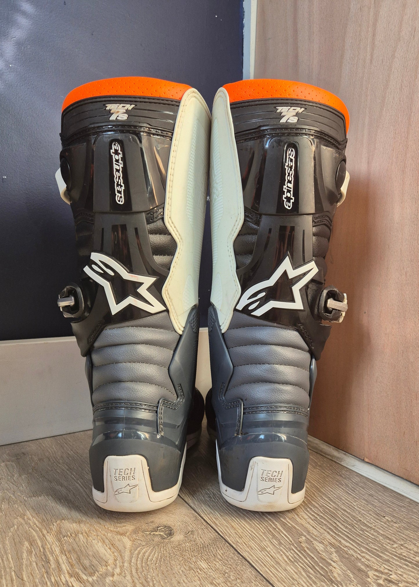 Alpinestars Tech7s - Grey/White/Orange - UK5