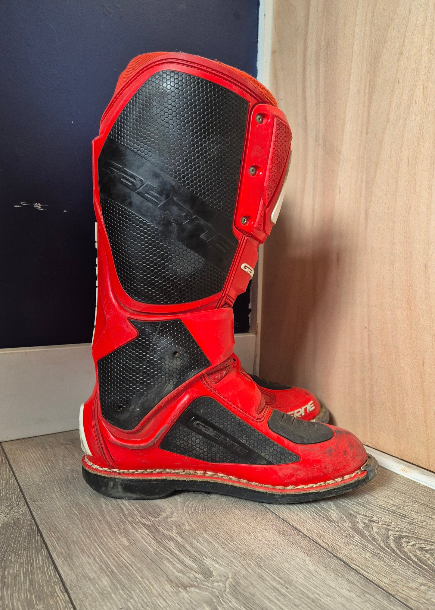 Gaerne SG12 - Red - UK7